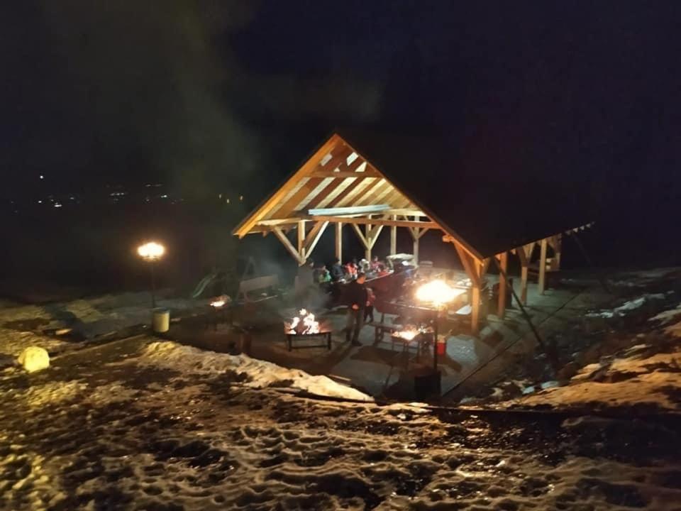布库维纳塔然斯卡Harmatowka住宿加早餐旅馆 外观 照片